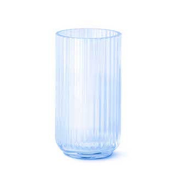 Se Lyngby Vase 20 cm - Lyseblå glas hos HvidevareShoppen.dk